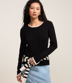 Suéter Regular em Tricô com Viés Contrastantes