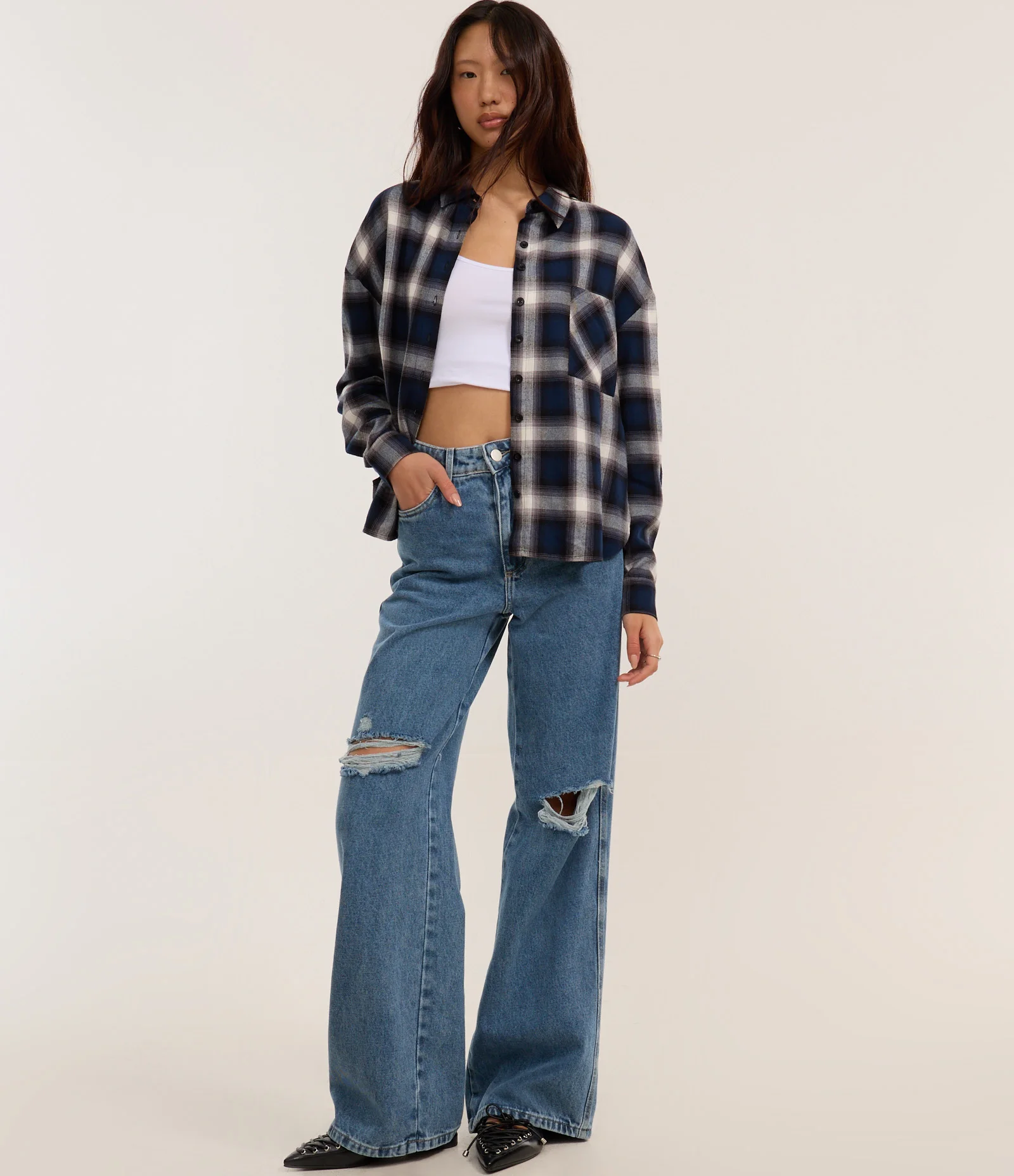 Camisa Oversized em Flanela Xadrez com Bolsinho 2