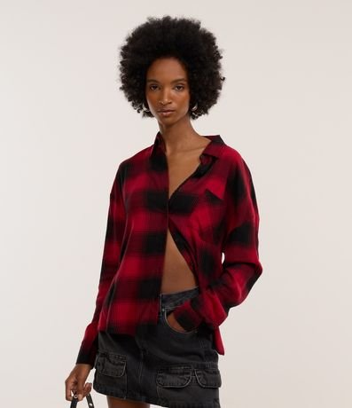 Camisa Oversized em Flanela Xadrez com Bolsinho