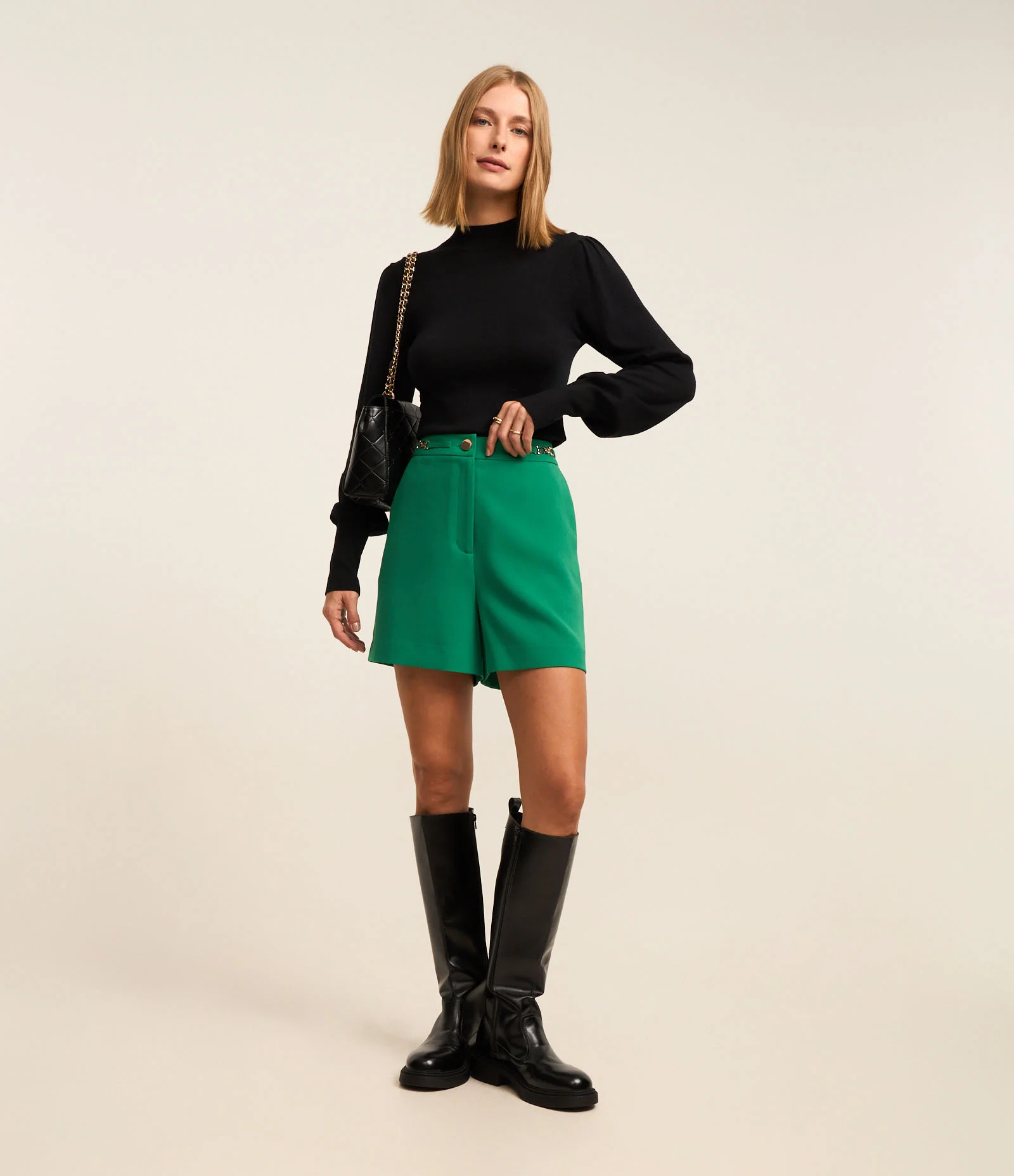 Suéter em Tricô com Gola Alta e Manga Bufante Preto 2