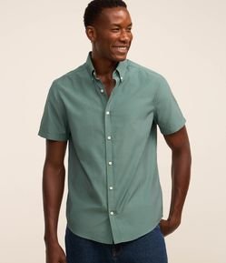 Camisa em Tricoline com Estampa Xadrez