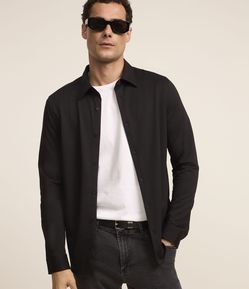 Camisa Slim com Gola Colarinho e Abotoamento Frontal