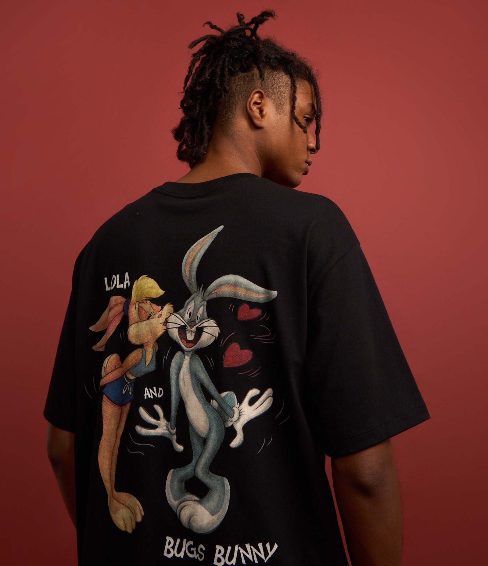 Camiseta Boxy em Algodão com Estampa Looney Tunes Crazy in Love Preto 6