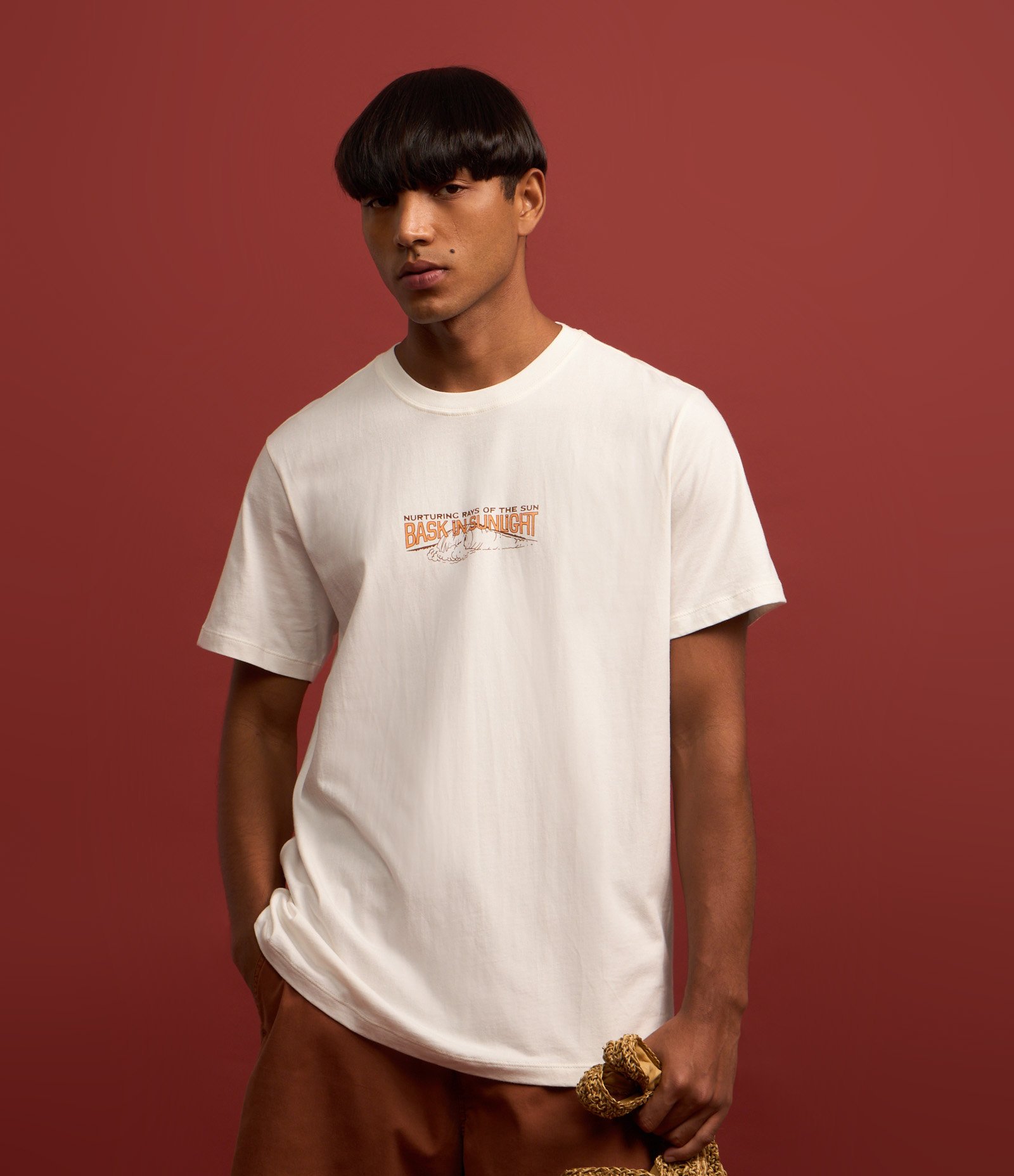 Camiseta Comfort em Algodão com Estampa Bask in Sunlight Branco 6