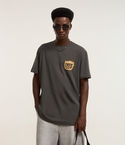 Camiseta Comfort em Algodão com Estampa Pink Floyd