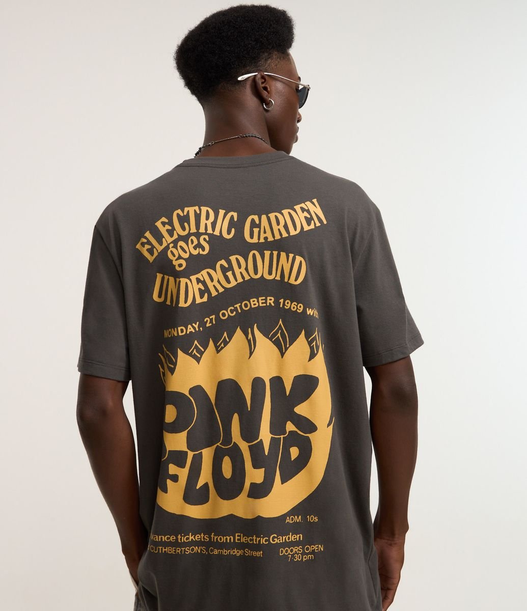 Camiseta Comfort em Algodão com Estampa Pink Floyd Cinza