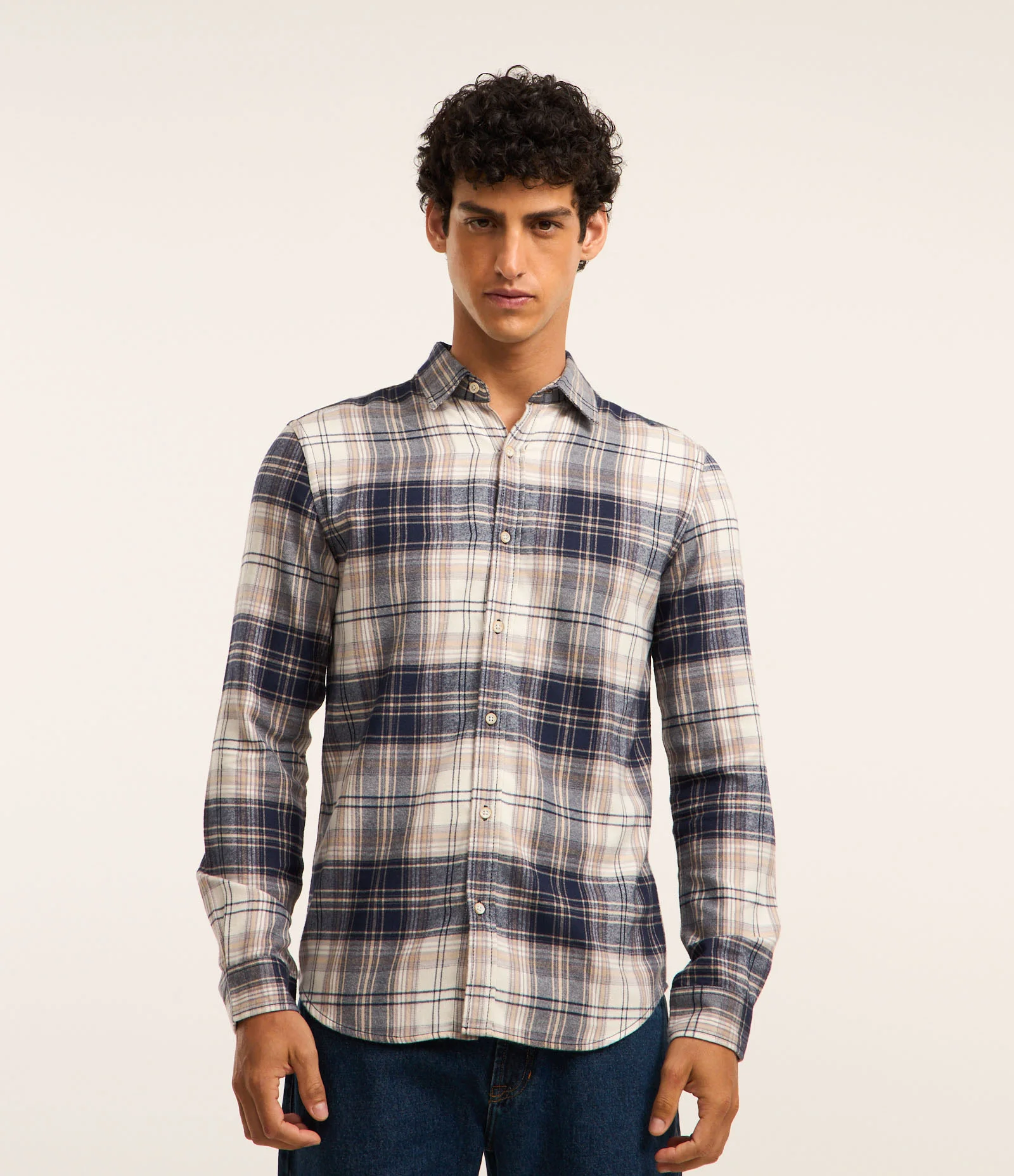 Camisa Regular em Flanela com Estampa Xadrez Azul/Bege 1