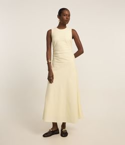 Vestido Midi Evasê em Bengaline com Franzido