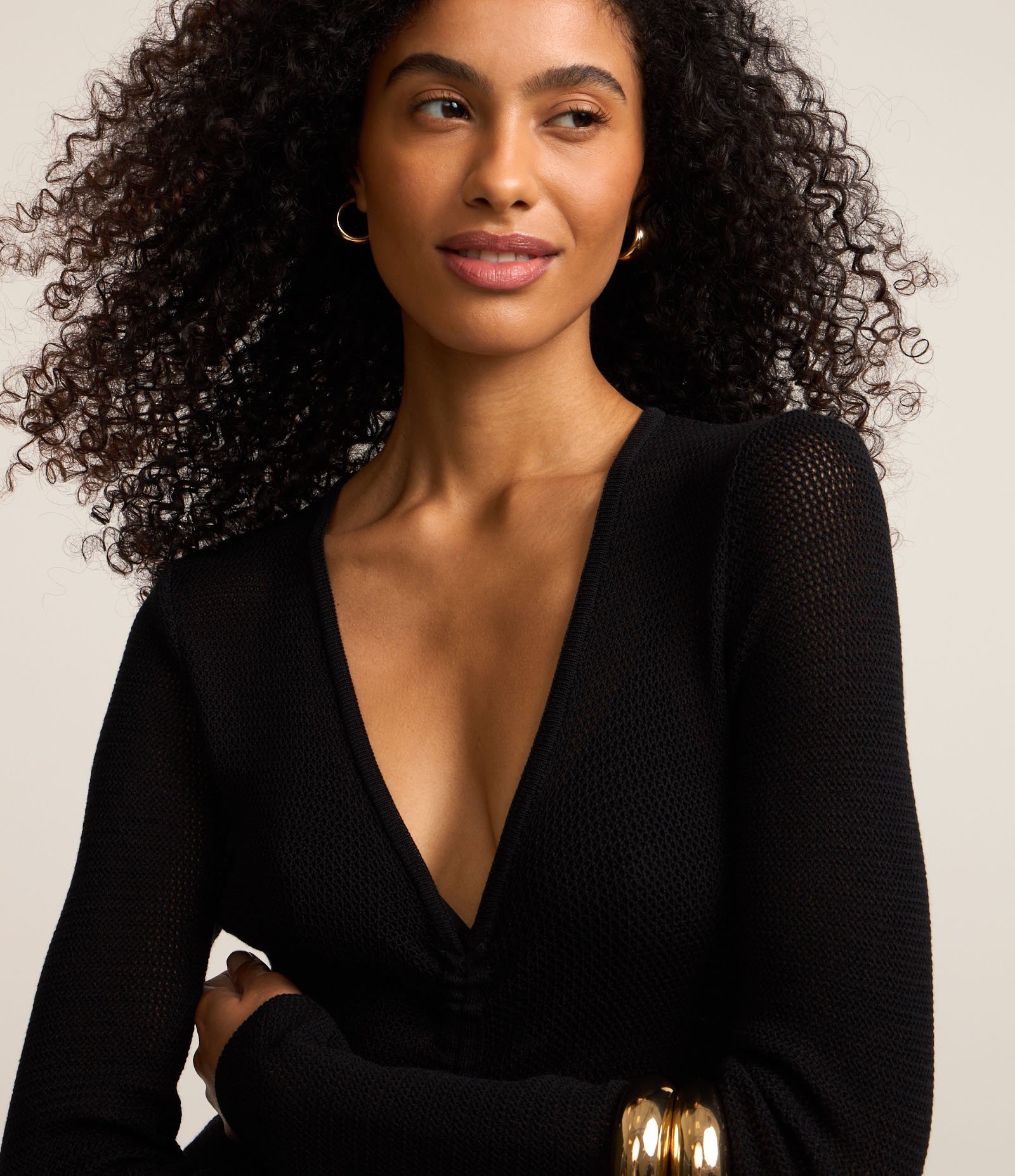 Vestido Midi em Tricô com Franzido e Fenda Preto 3