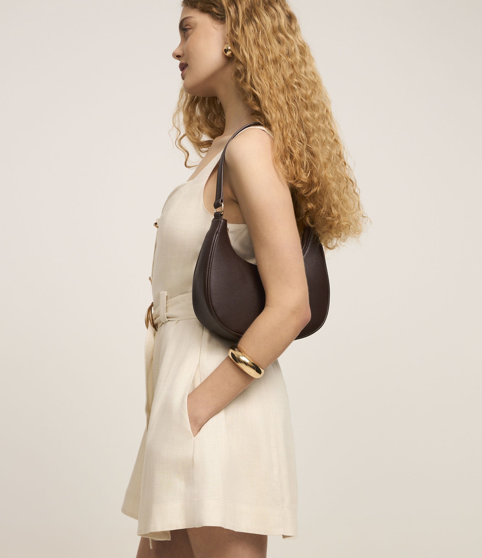 Vestido Curto em Viscolinho com Decote Coração e Cinto Bege 5