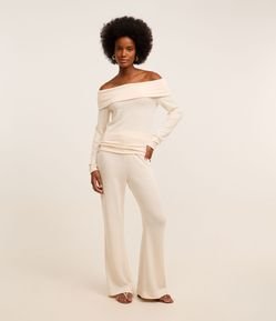 Calça Pantalona Canelada com Elástico no Cós