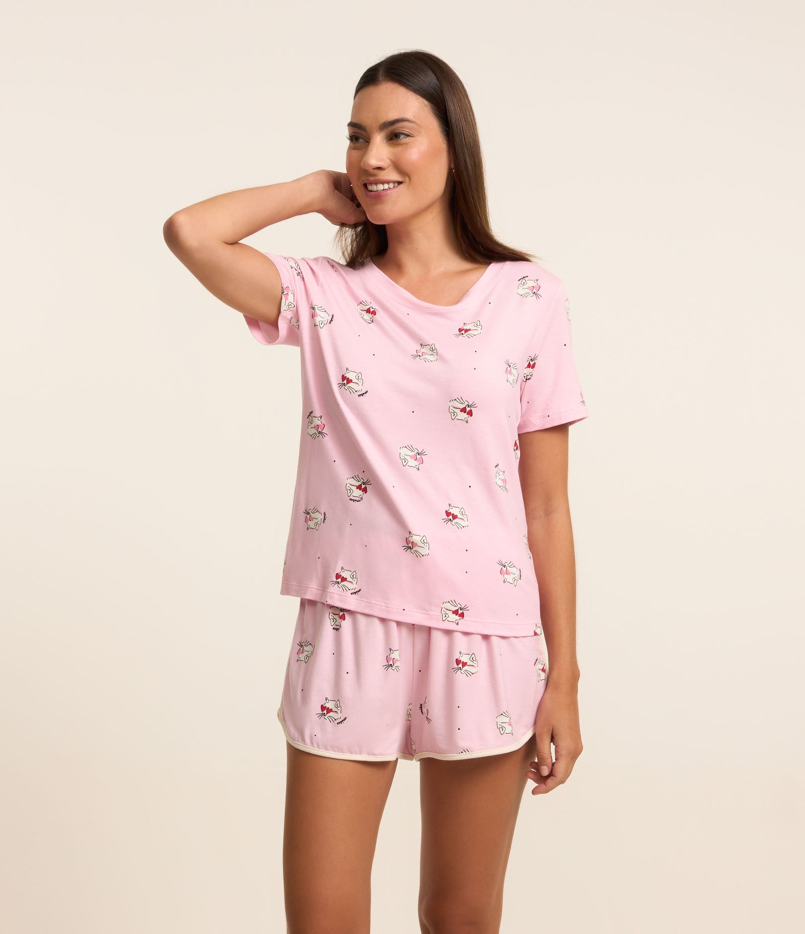 Short de Pijama em Viscose Estampado de Gato Rosa 1