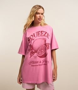 Camiseta Alongada em Algodão com Estampa Squeeze