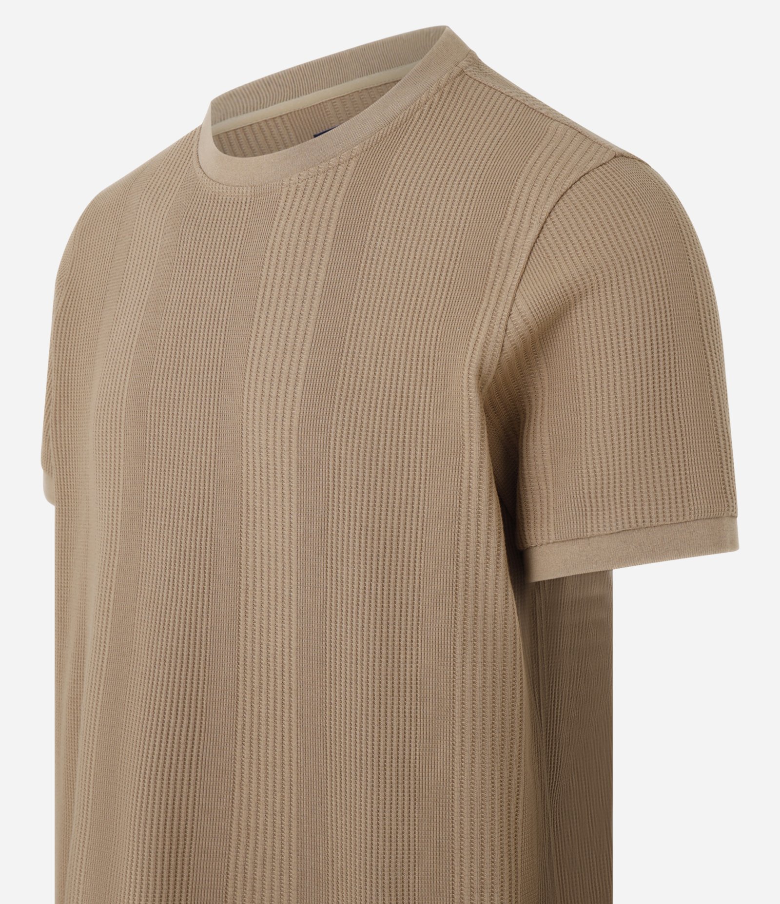 Camiseta Regular com Gola Redonda e Textura Vertical Marrom 2