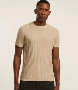 Camiseta em Viscose com Listras em Relevo