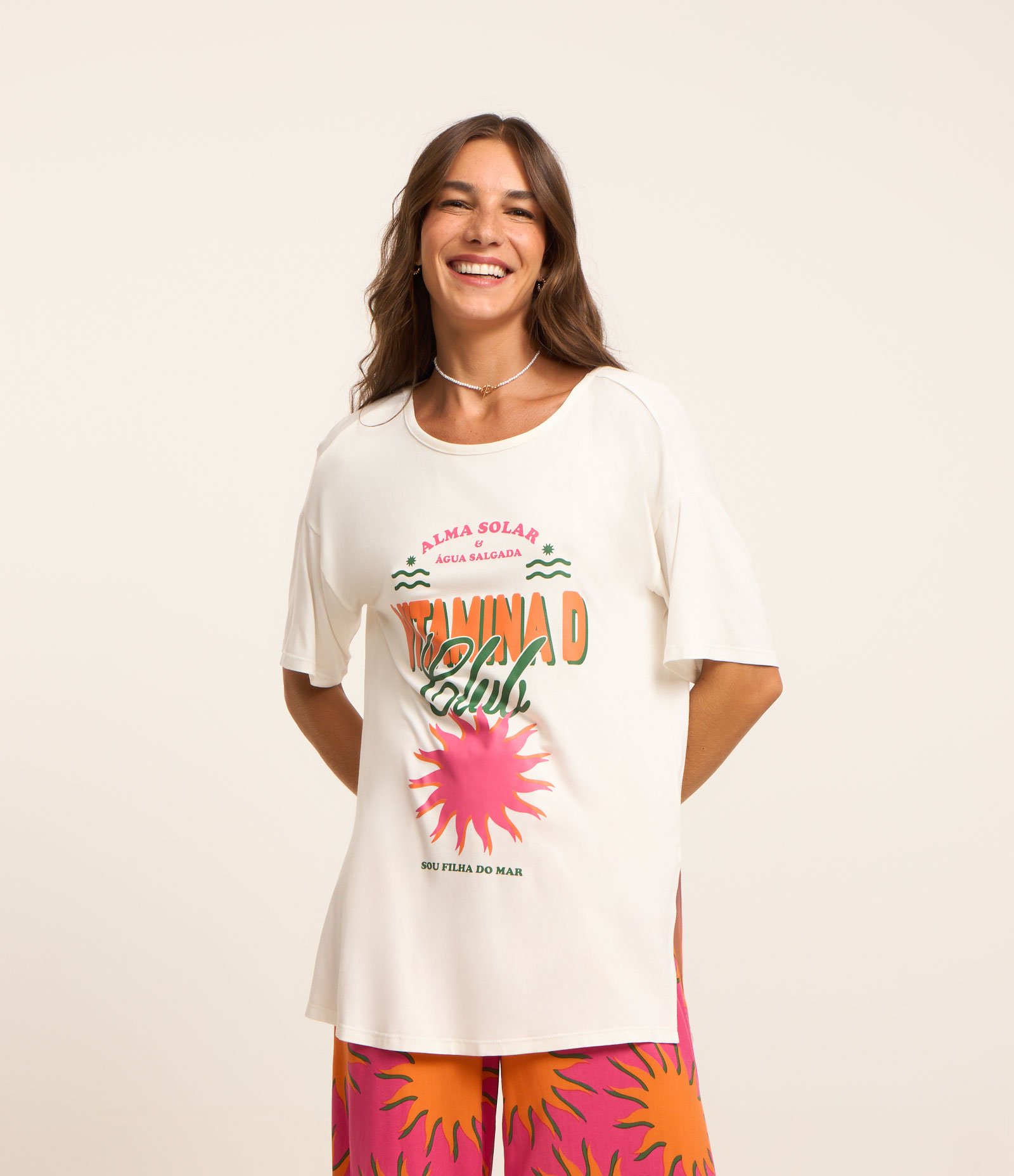 Saída de Praia Bata em Viscose com Estampa Vitamina D Club Branco 1