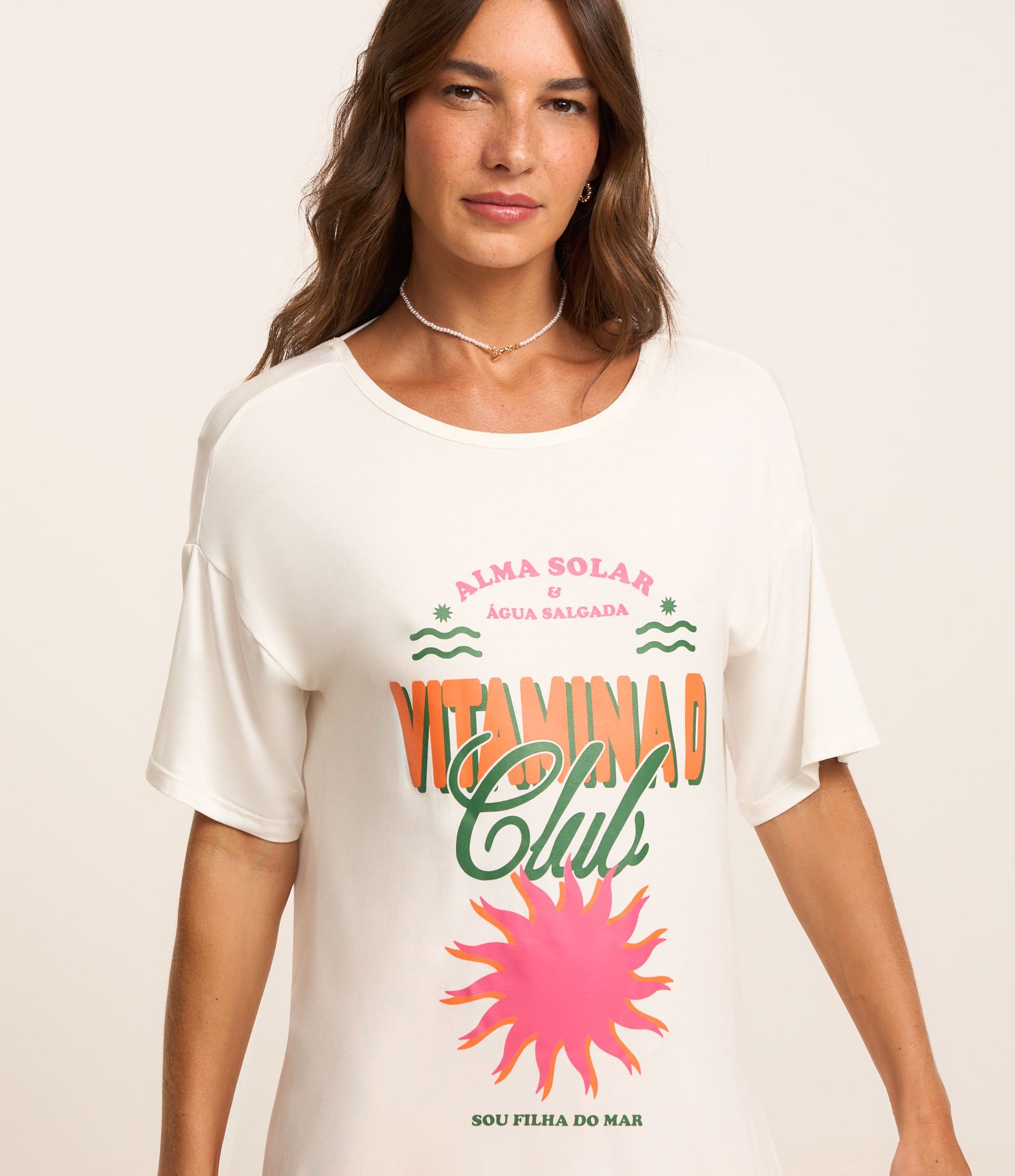 Saída de Praia Bata em Viscose com Estampa Vitamina D Club Branco 4