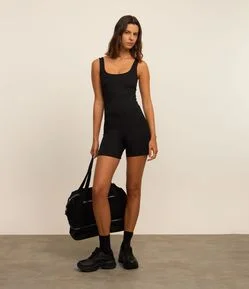 Macaquinho Esportivo em Microfibra com Textura