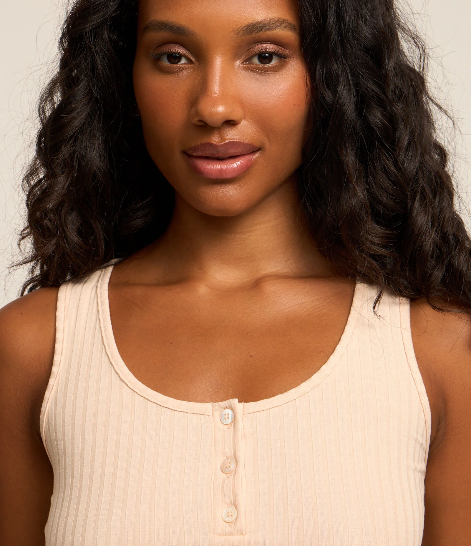 Pijama Short Doll Em Ribana Com Estampa Animal Print Bege 2