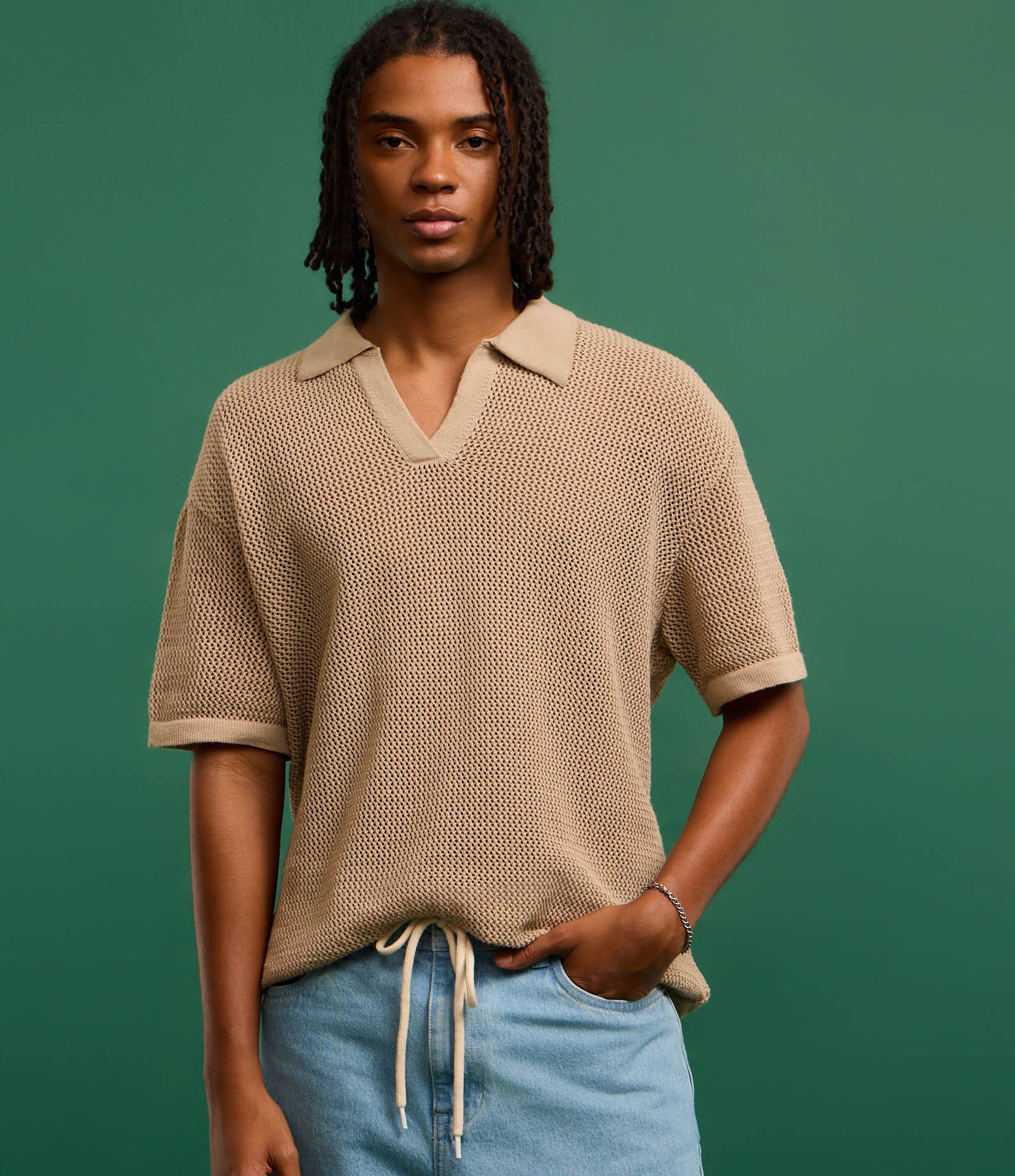 Camisa Polo Comfort em Tricô com Ponto Aberto Bege 4