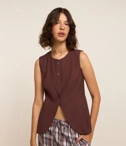 Colete Alongado em Alfaiataria com Botões na Frente