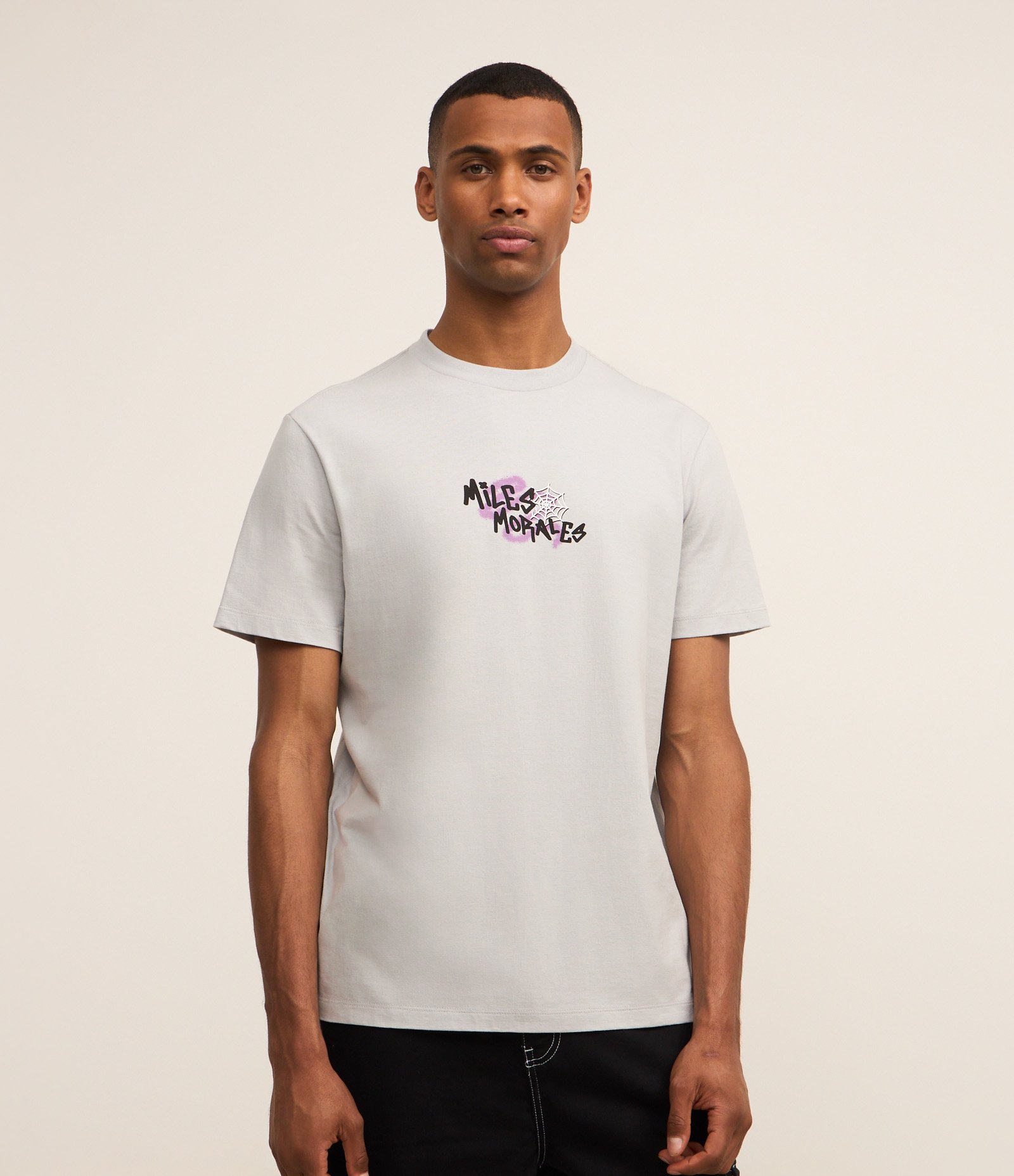 Camiseta Comfort em Algodão com Estampa Homem Aranha Branco 2