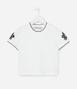 Blusa Curta Infantil com Bordado de Flor - Tam 5 a 14 Anos