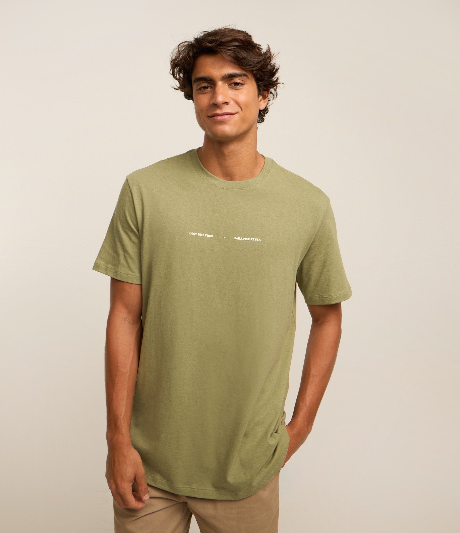 Camiseta Comfort em Algodão com Estampa Ícones em Quadrados Verde 3