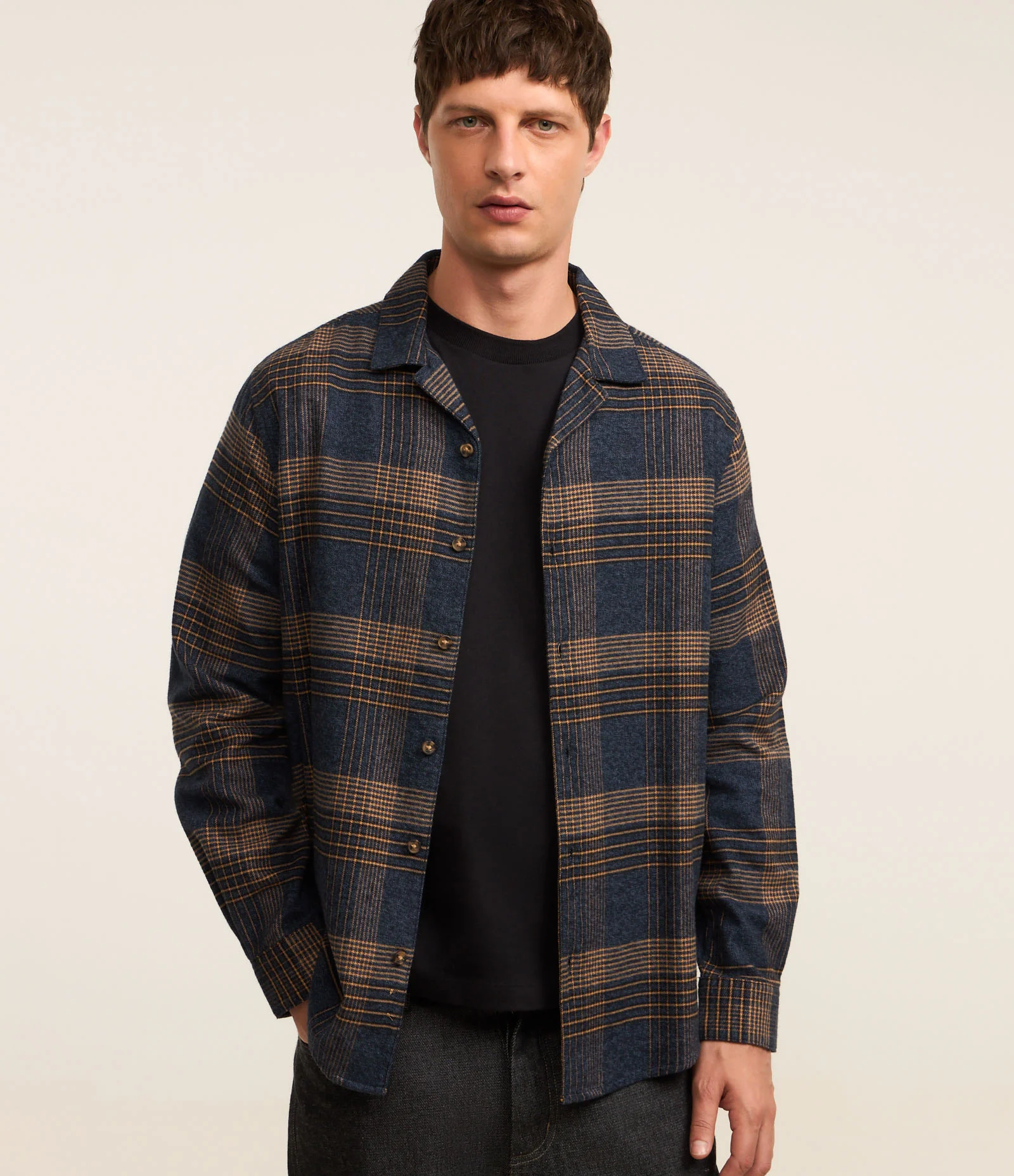 Camisa Regular em Flanela com Estampa Xadrez Azul/Marrom 1