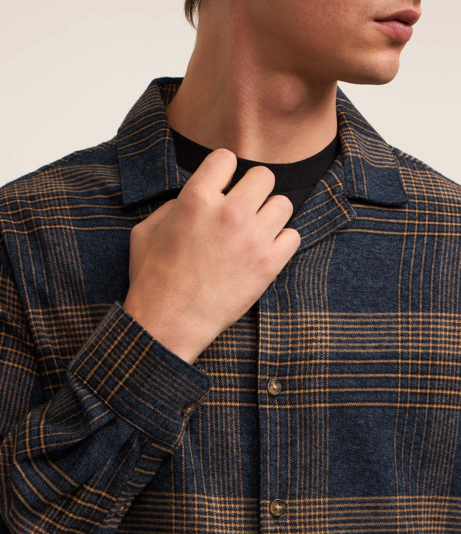 Camisa Regular em Flanela com Estampa Xadrez Azul/Marrom 3