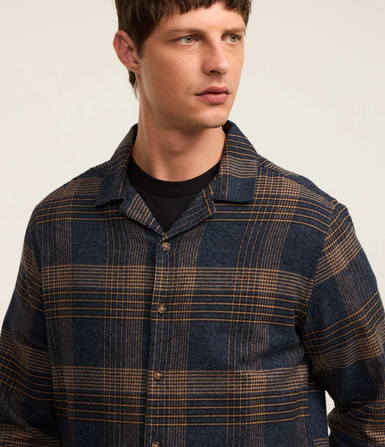 Camisa Regular em Flanela com Estampa Xadrez Azul/Marrom 4