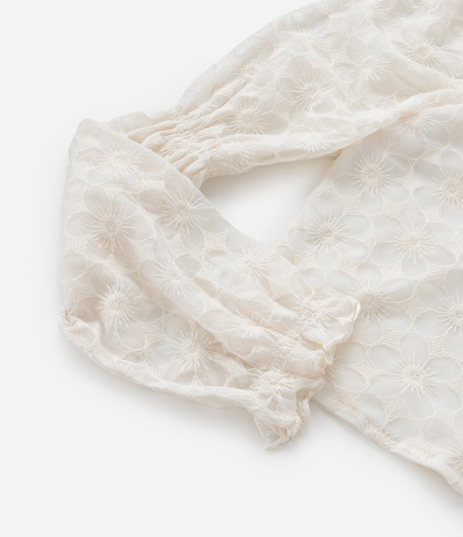 Blusa Cropped Infantil em Tule com Textura Floral - Tam 5 a 14 Anos Bege 6