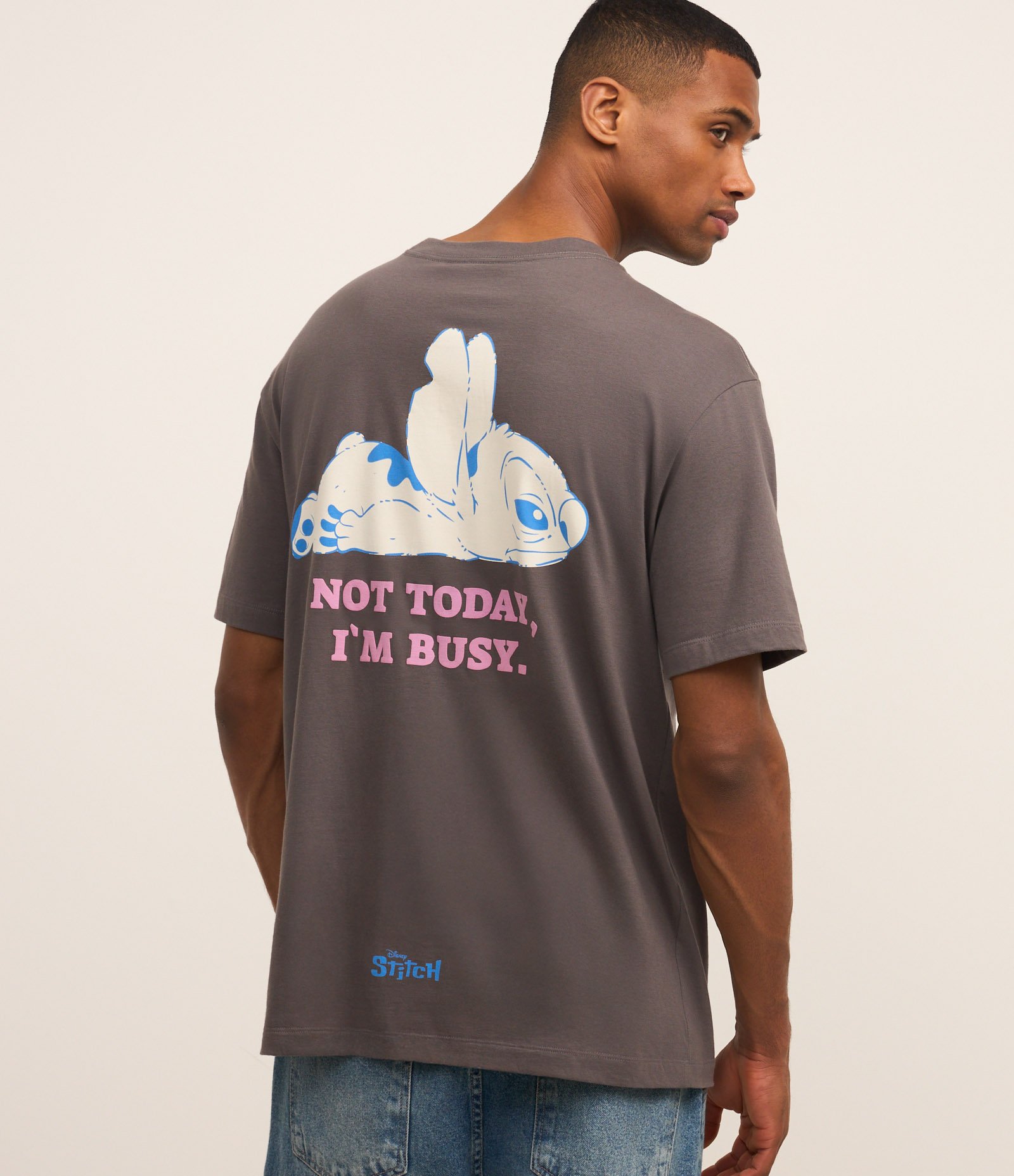 Camiseta Relaxed com Estampa Lilo e Stitch Cinza 3