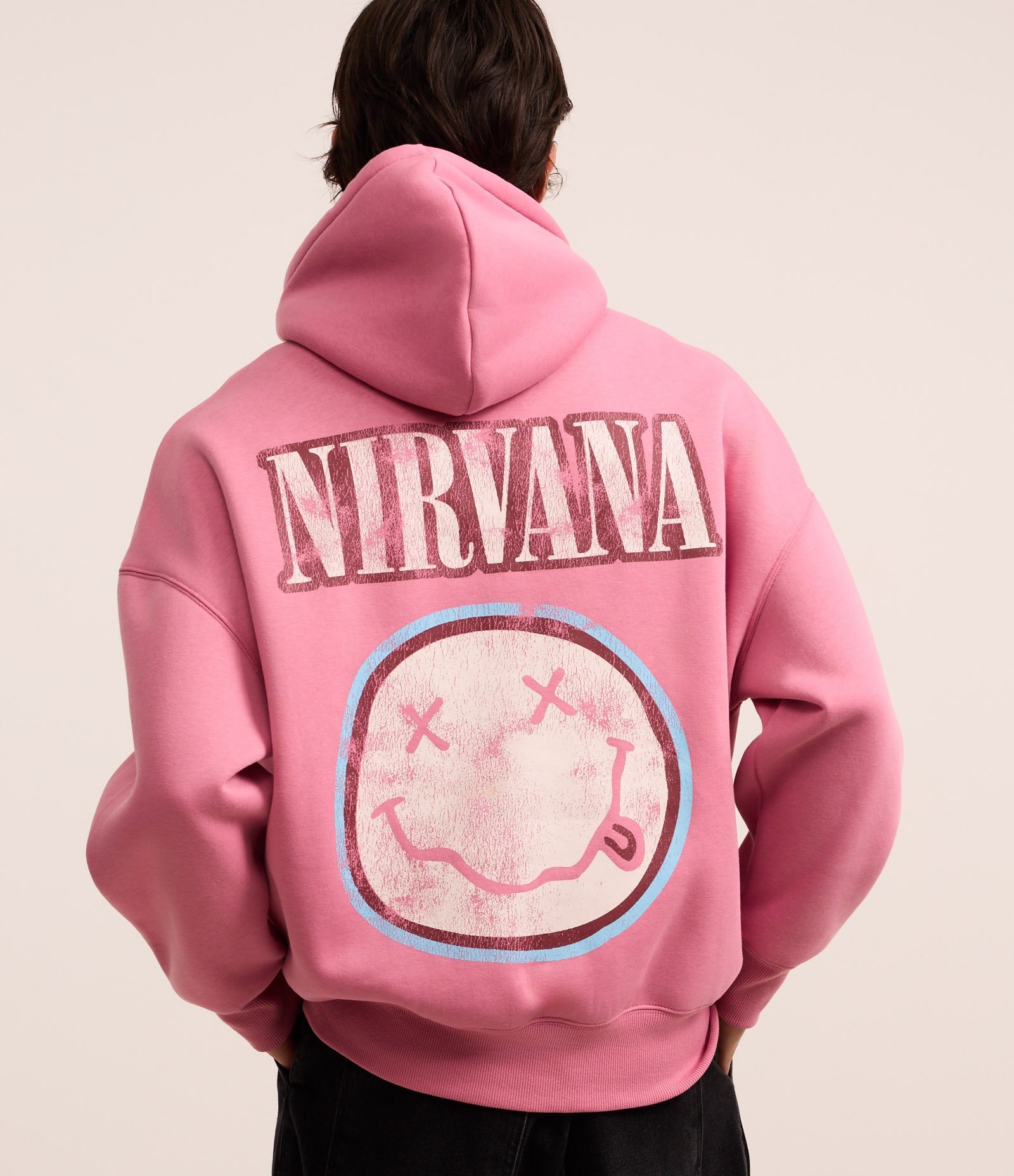 Moletom Boxy em Fleece com Estampa Smiley Nirvana Rosa 2