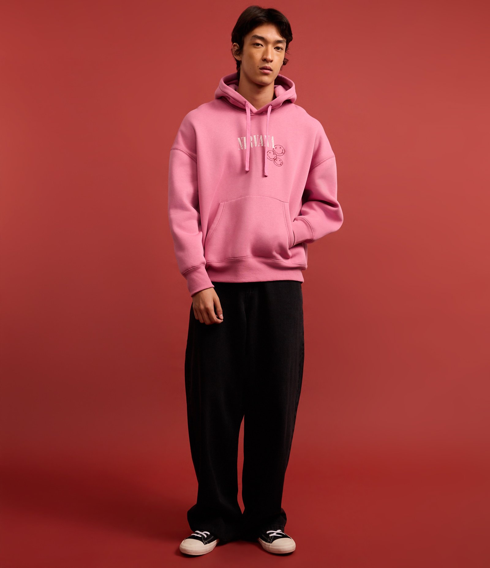 Moletom Boxy em Fleece com Estampa Smiley Nirvana Rosa 5