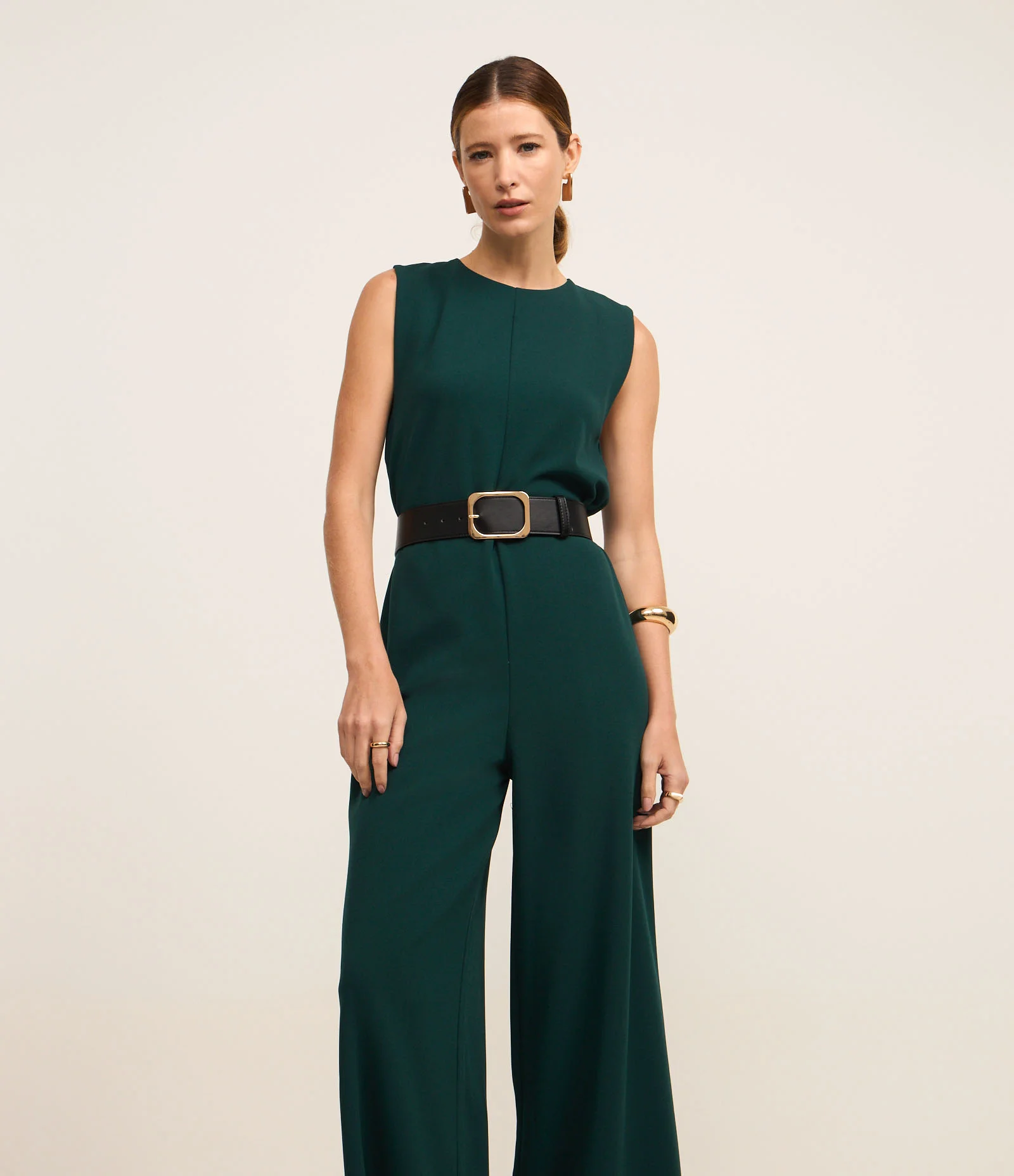 Macacão Pantalona em Crepe com Abertura nas Costas Verde 2