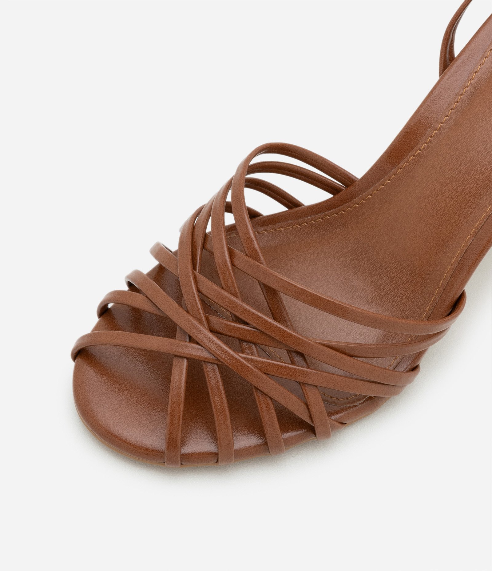 Sandália Multi Tiras em PU com Gáspea Marrom Caramelo 5