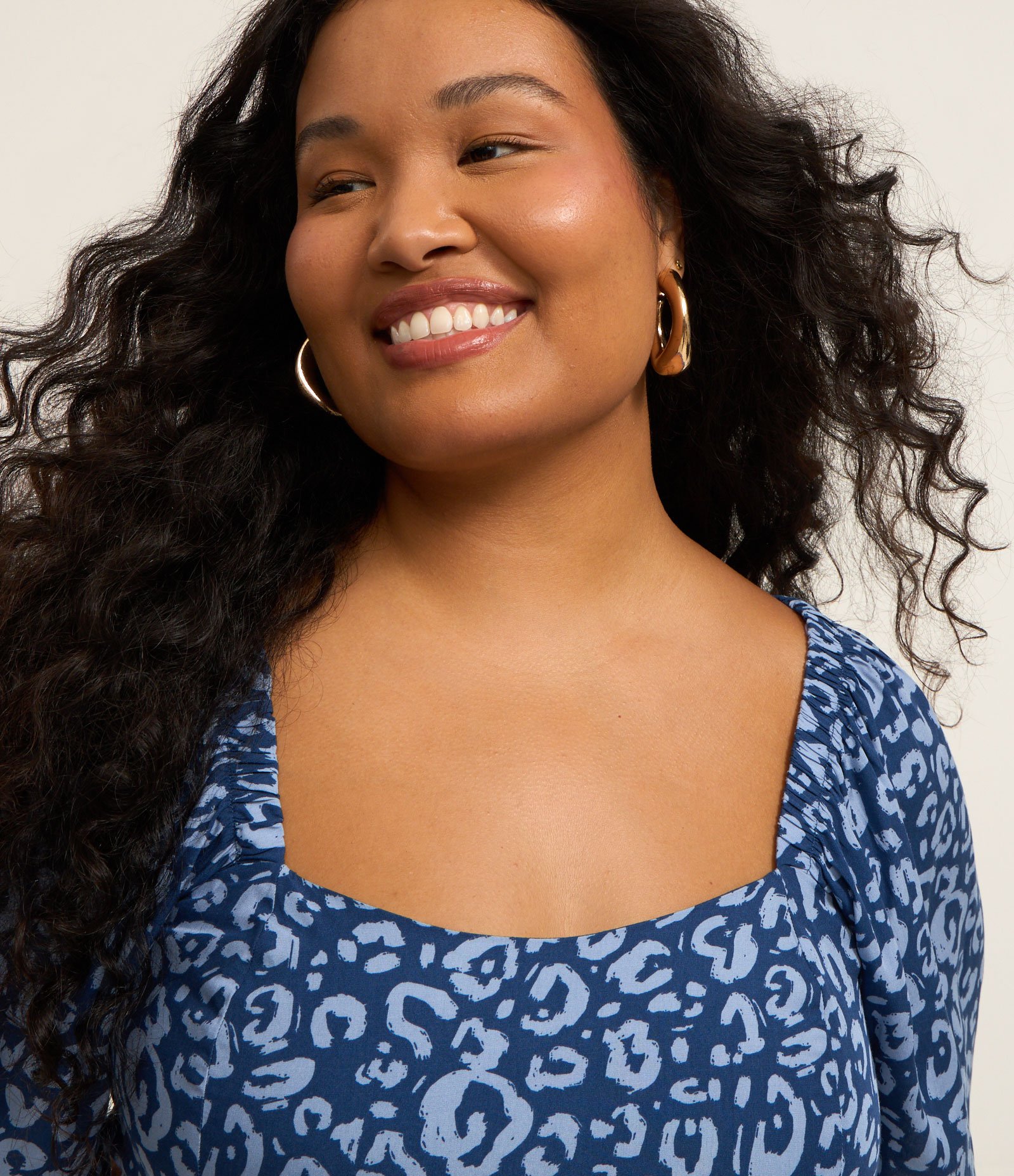 Vestido Midi em Chalis com Estampa Onça Curve & Plus Size Azul 4