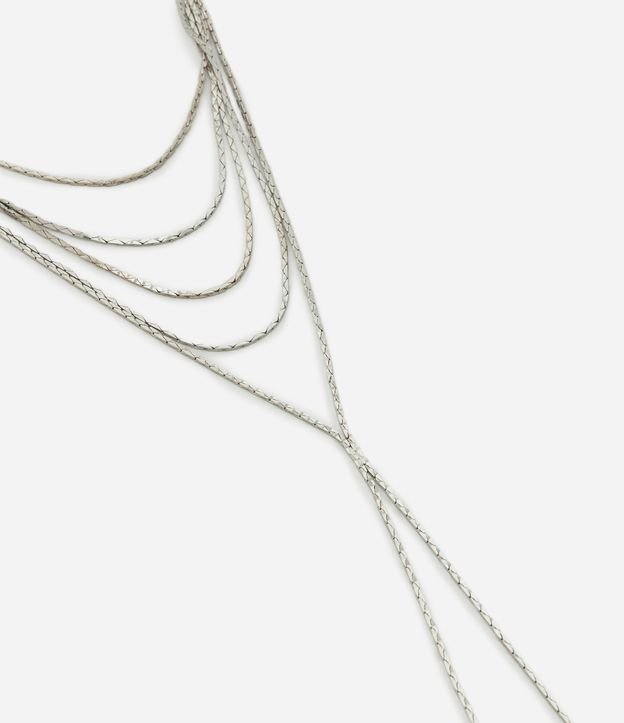 Colar Longo em Metal com Multicorrentes Delicadas