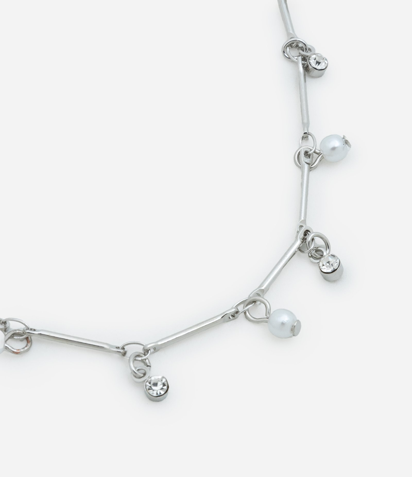 Colar Curto em Metal com Corrente Palito e Pingentes Prata 1