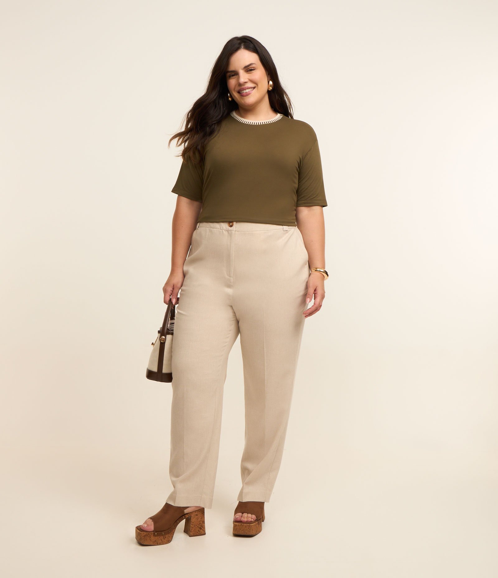 Blusa em Viscose com Gola de Tricô Curve & Plus Size Verde 2