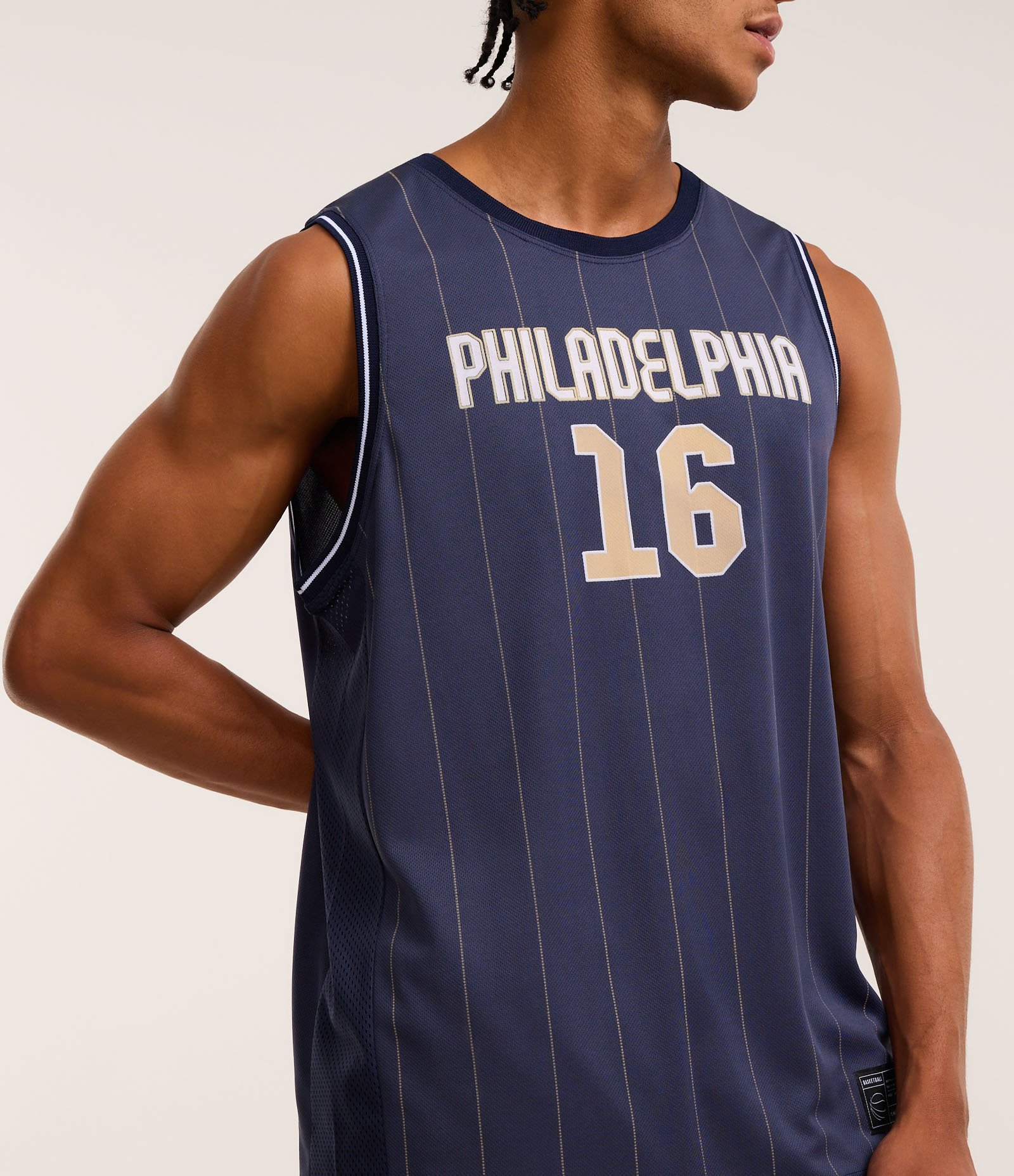 Regata Esportiva de Basquete em Tecnologia Dry com  Philadelphia e Listras Azul 3