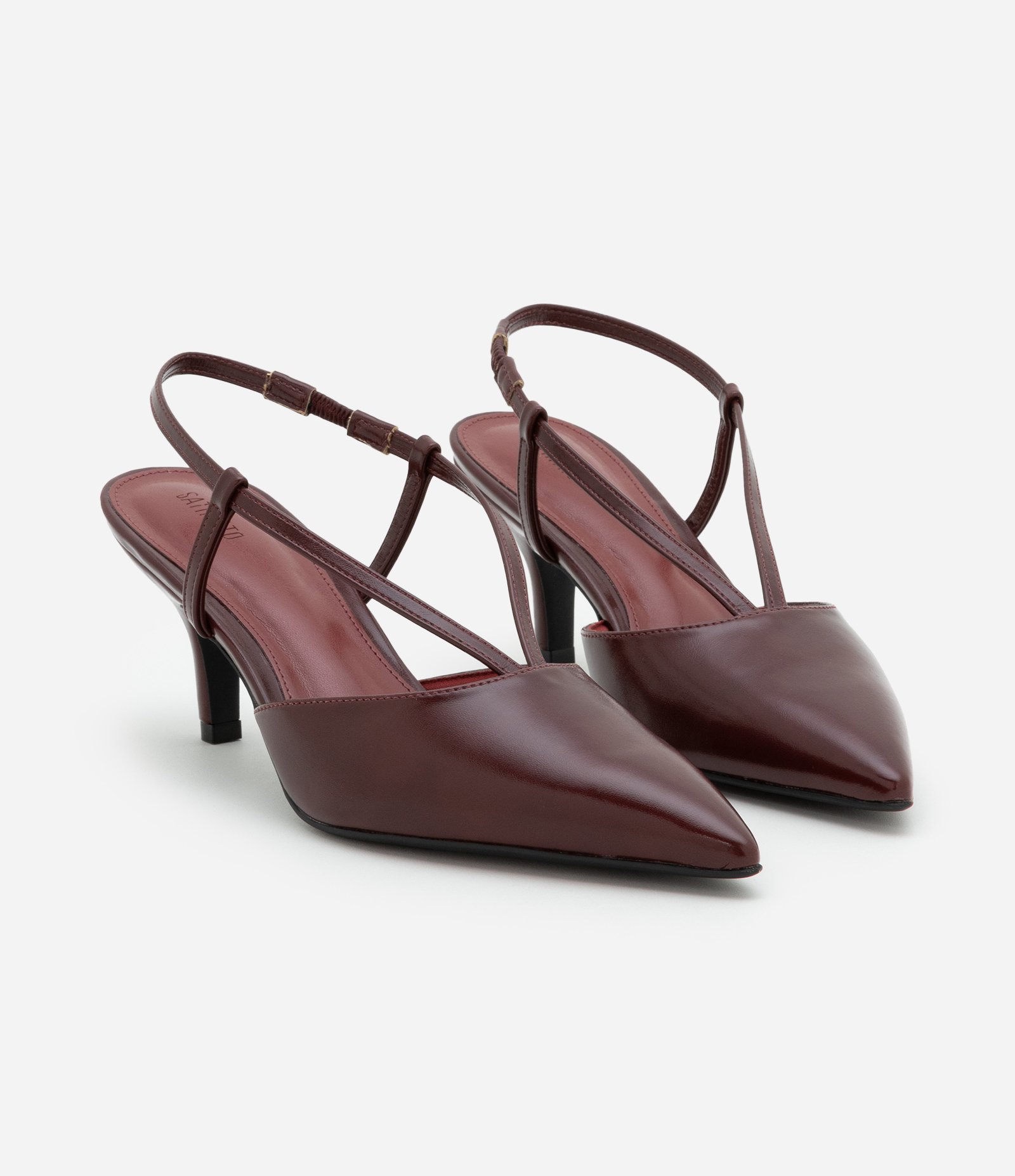 Sapato Scarpin em PU com 2 Tiras Formato em V Vermelho Vinho 2