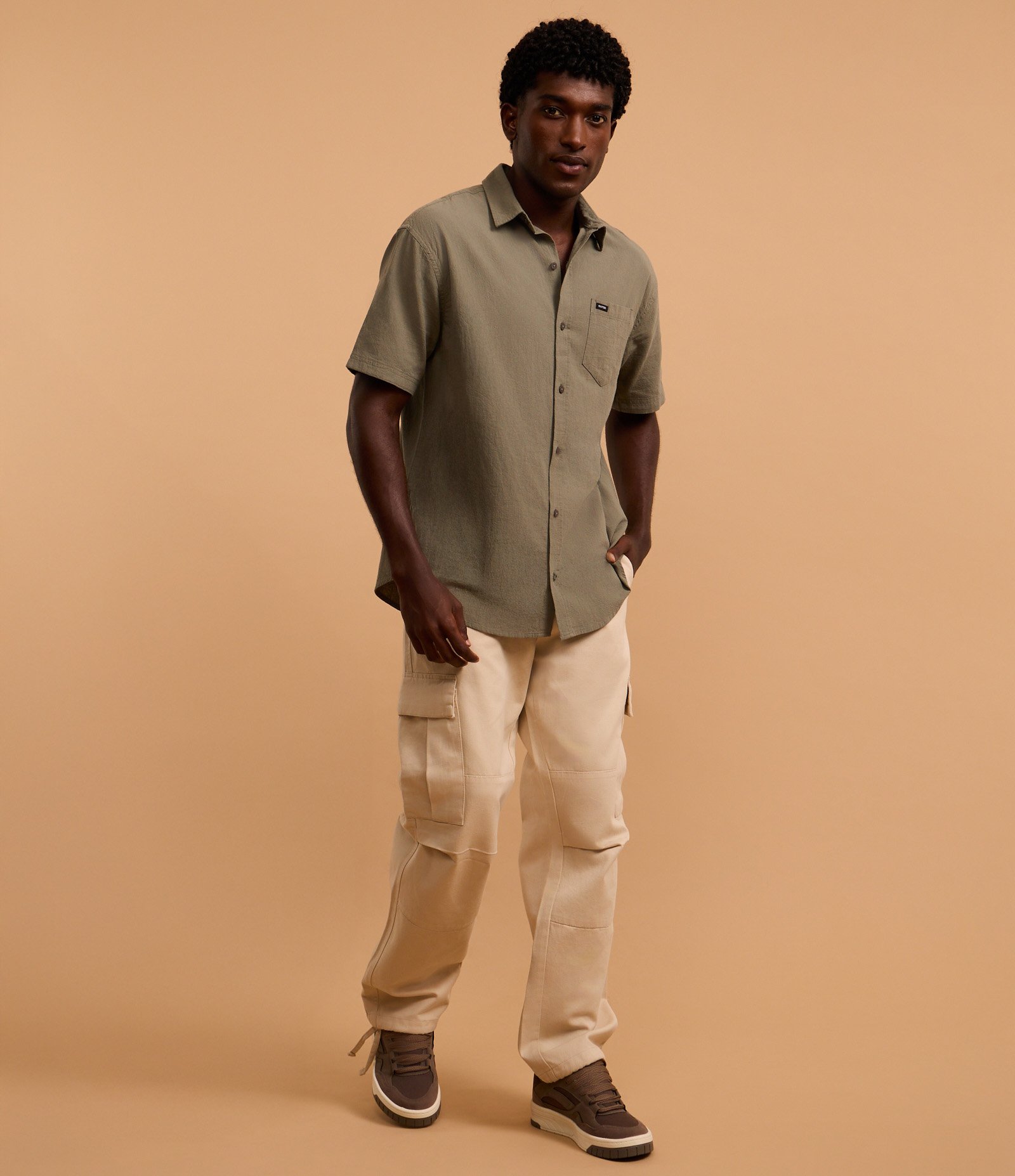 Camisa Relaxed em Algodão com Textura e Bolso Verde 4
