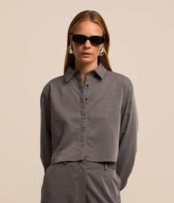 Camisa Curta em Alfaiataria com Vista Coberta