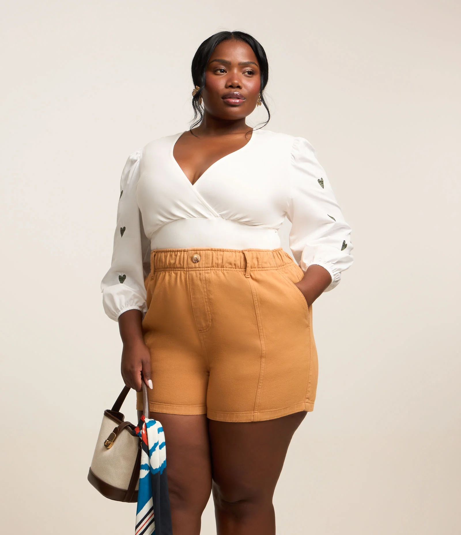 Blusa com Manga 7/8 e Bordado de Folhas Curve & Plus Size Branco 2