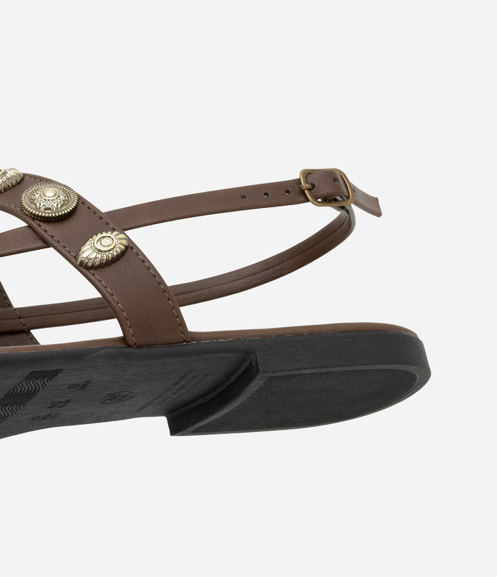 Sandália Rasteira em PU com Aviamentos Boho Marrom 4