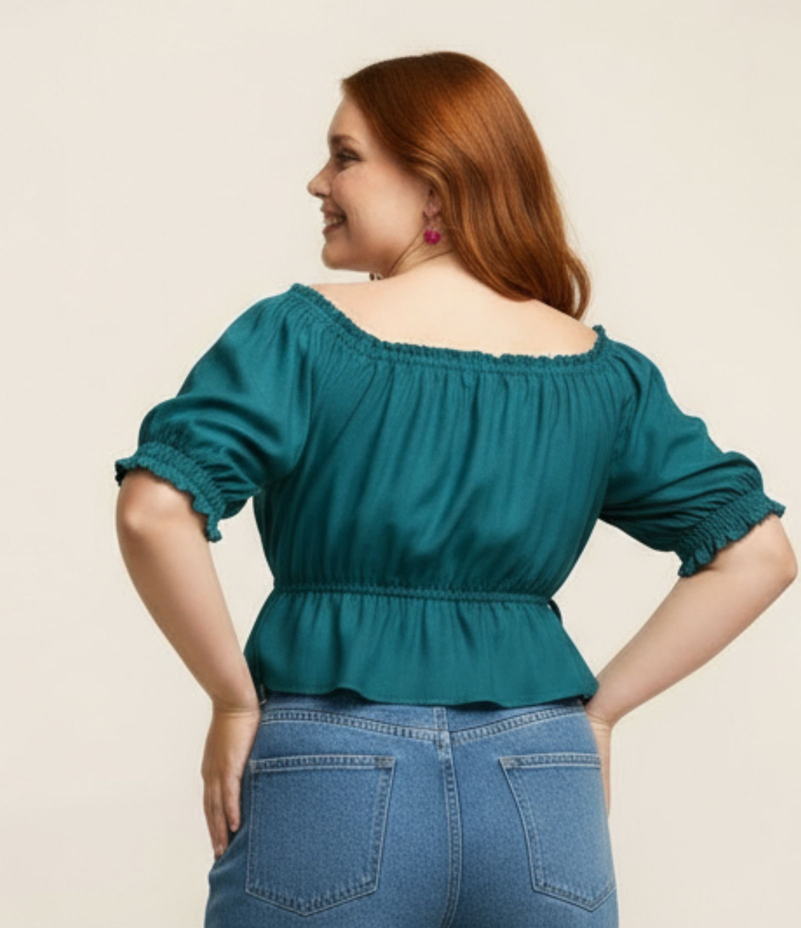 Blusa em Viscose Linho com Manga Bufante Curve & Plus Size Verde 3