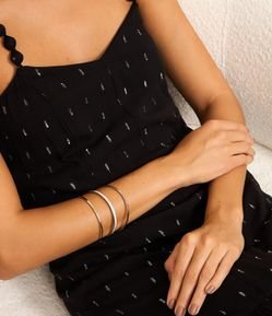 Kit 03 Braceletes em Metal Rígido com Detalhes de Brilho