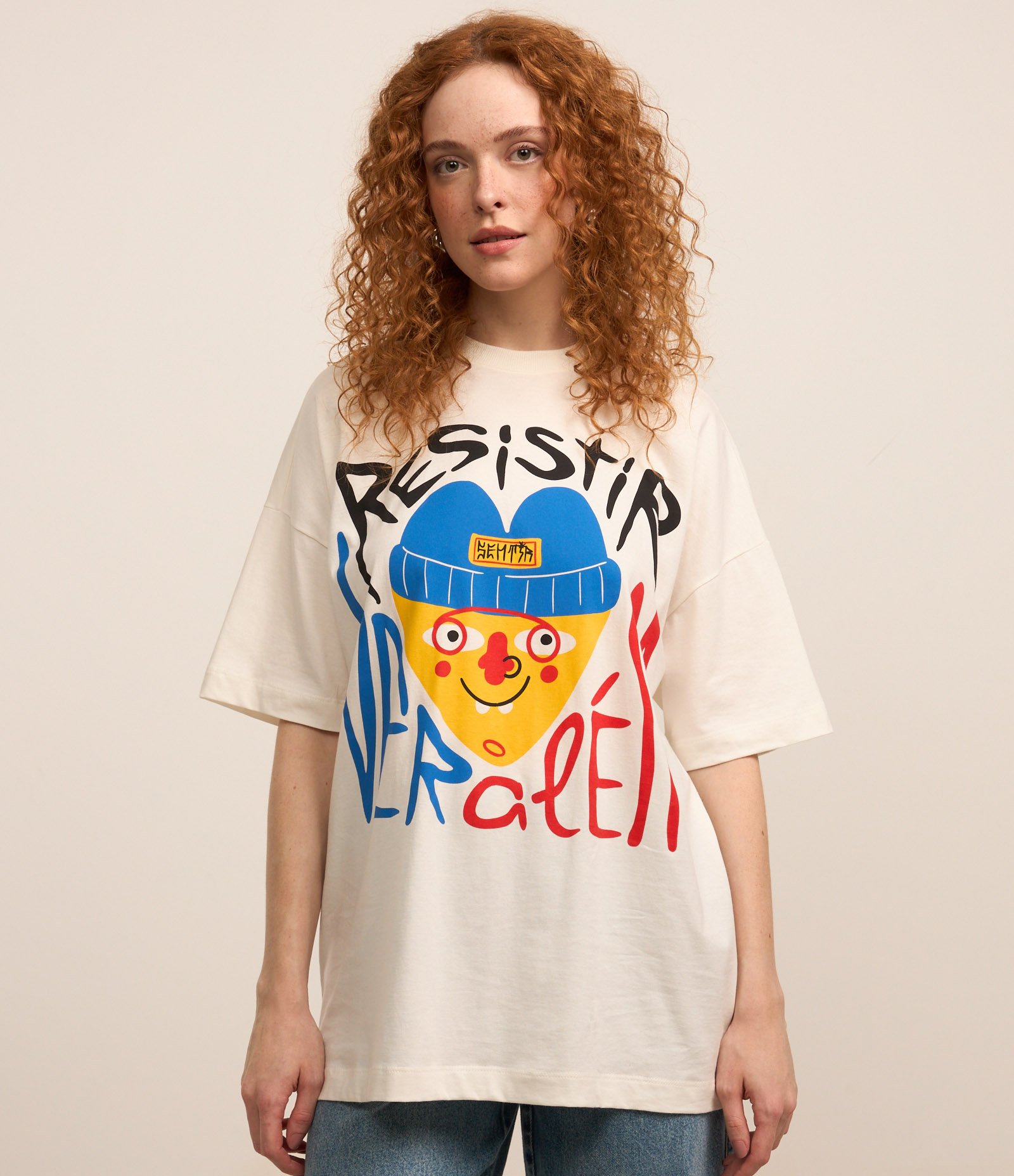 Camiseta Oversized em Algodão com Estampa Resistir Ver Além Branco 3